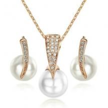 Pendant Pearl Neckla…